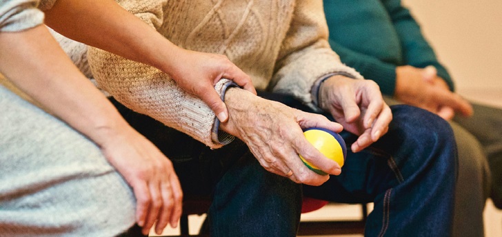 Madrid destina 2,5 millones de euros a un proyecto de atención domiciliaria a ‘seniors’