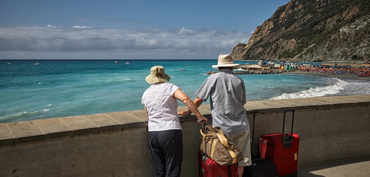 España recibe 4,1 millones de turistas en enero y supera cifras prepandemia
