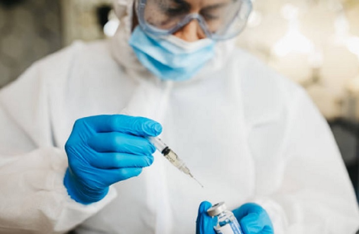 Rusia supera con éxito la primera fase de pruebas de la vacuna del Covid-19