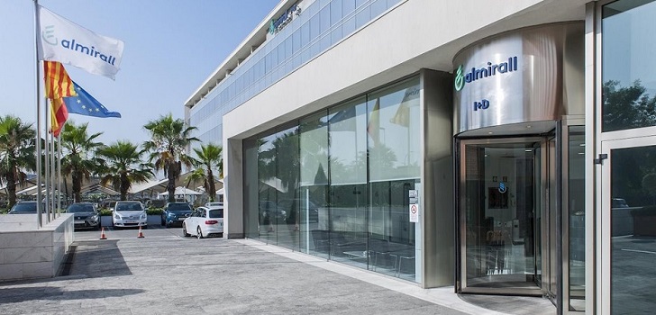 Zeclinics alcanza un acuerdo con Almirall y utilizará su centro de investigación en Barcelona