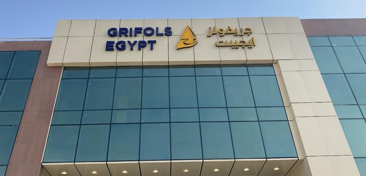Grifols pone en marcha su primer centro de plasma en Egipto