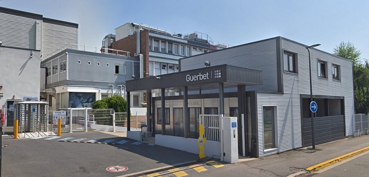 Planta de producción de Guerbet en París (Francia) El gigante francés Guerbet reorganiza su cúpula en España con un nuevo consejero delegado