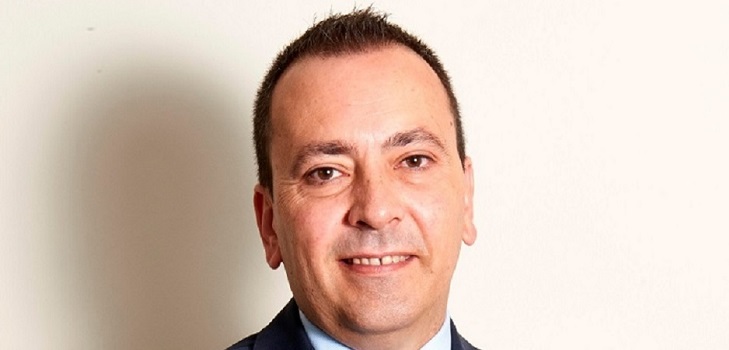 Marcos Bueso Universal Clinics ficha al exdirector general de Clínica Baviera en pleno impulso de Ginefiv