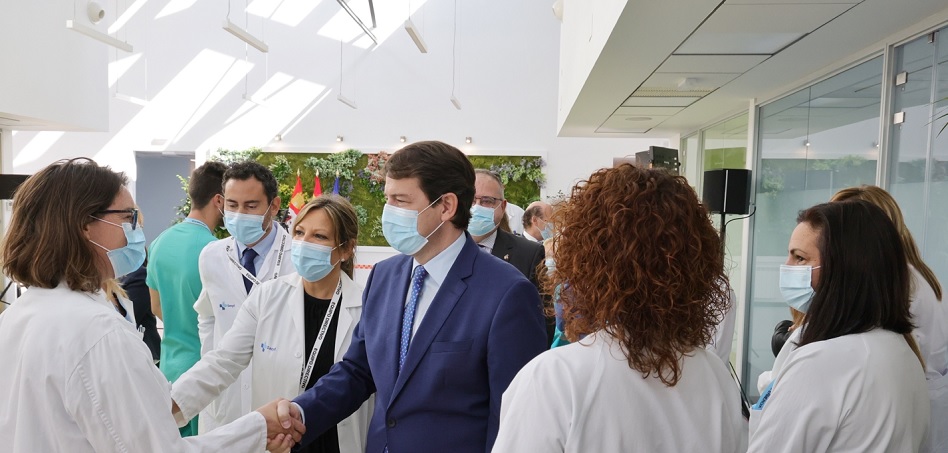 Castilla y León pondrá en marcha un nuevo hospital de día oncológico en Ávila