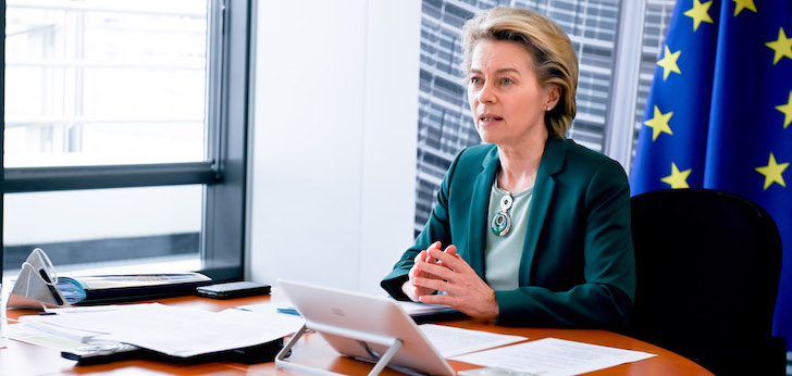 Ursula Von der Leyen, presidenta de la Comisión Europea La Unión Europea recibirá 107 millones de dosis de la vacuna contra el Covid-19 esta semana