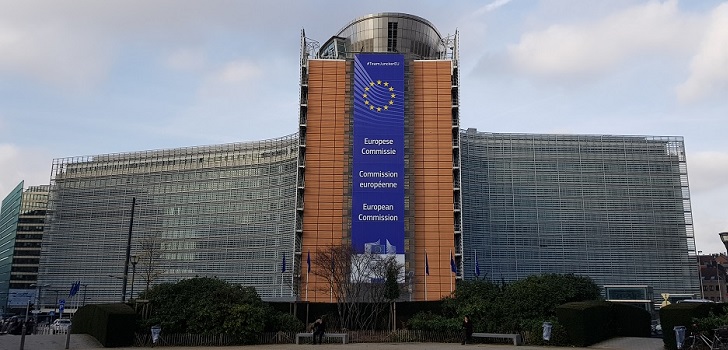 Bruselas presenta la nueva legislación farmacéutica, que busca crear un “mercado único europeo”