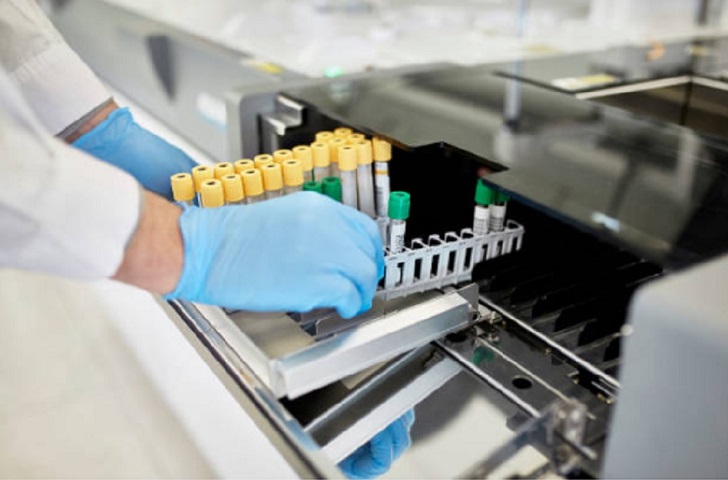 Laboratorio farmacéutico Innoup recibe medio millón del Gobierno para desarrollar una vacuna frente al Covid-19