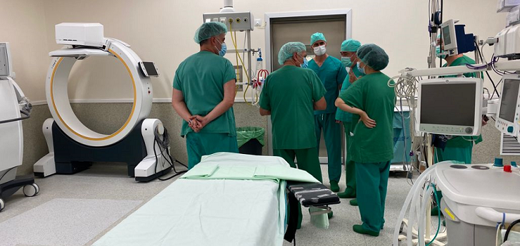 La Xunta incorpora nuevos equipos radioquirúrgicos a la sanidad gallega por 4,3 millones