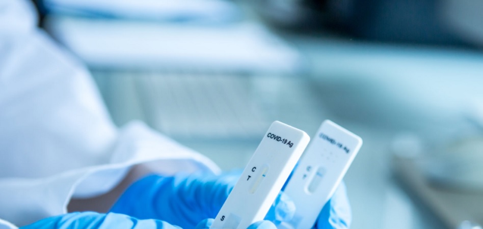 Febrero desinfla venta de test de antígenos: retroceso del 33,8%, hasta 4,7 millones