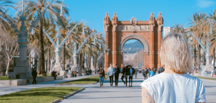 España recibe 1,4 millones de turistas en mayo, pero acumula un descenso del 70% en 2021