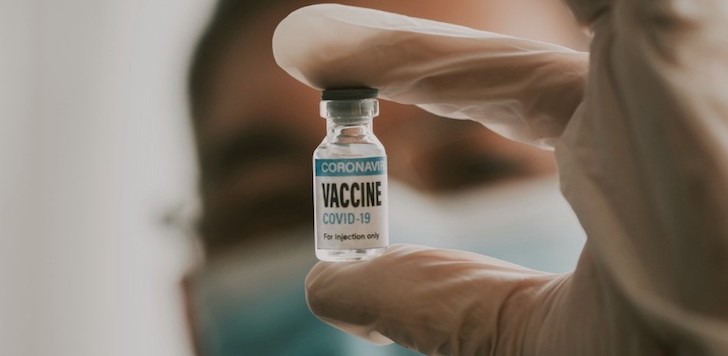 Japón, Reino Unido y Corea del Sur: ¿a quién manda vacunas contra el Covid-19 la UE?