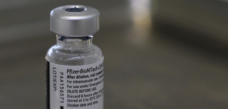 Pfizer y BioNTech suministrarán 75 millones de dosis más de su vacuna a la UE
