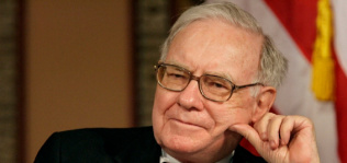 Warren Buffett puja por la póliza de responsabilidad civil de la sanidad andaluza