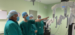 Andalucía invierte 2,9 millones para llevar el Da Vinci al Hospital de Jaén