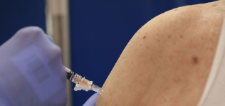 Castilla y León adjudica el suministro de vacunas frente al meningococo B por 4,3 millones