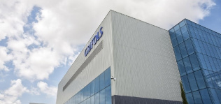 Grifols compra 24 centros de plasma de Biotest por 244 millones de euros