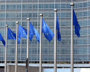 Luz verde a la votación de la nueva legislación farmacéutica europea el próximo 10 de abril