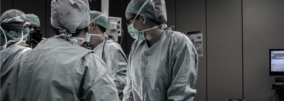 La salud mantiene la creación de empleo y los trabajadores aumentan un 3,7% en 2023