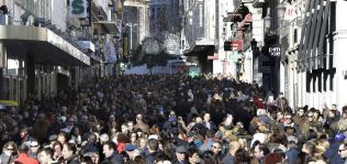 La confianza de los consumidores se desploma en mayo en pleno cambio de pie pol&iacute;tico en Espa&ntilde;a