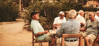 La Fundación Amancio Ortega invertirá noventa millones en siete residencias para mayores