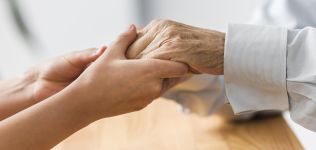 Castilla-La Mancha extiende hasta 2024 la gesti&oacute;n de la residencia Los Nogales a Clece