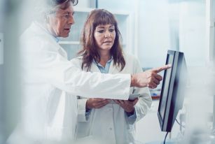 El Hospital San Carlos HLA renueva su tecnología para tratamientos dermatológicos