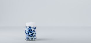 El coste del consumo de fármacos en los hospitales del SNS se eleva un 8,2% en septiembre